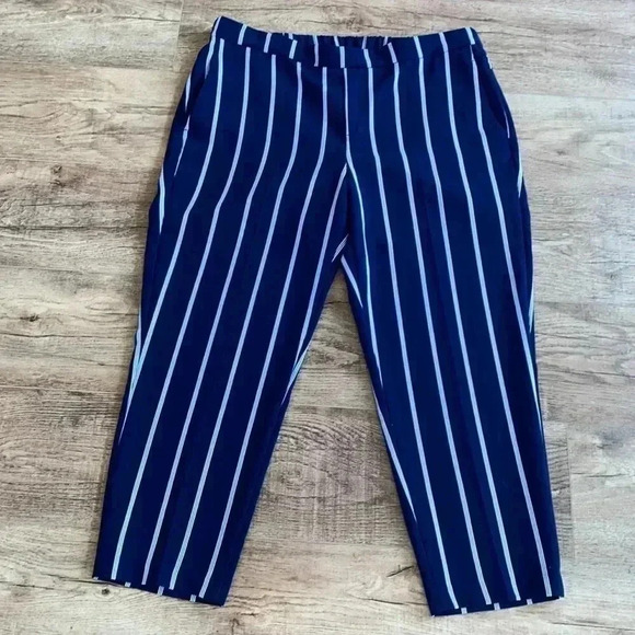 Old Navy Striped Navy Pants Size 16 Really Nice For Summer - Picture 4 of 8